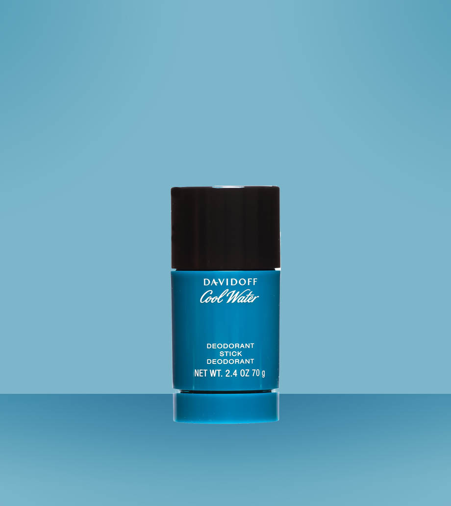 Darček pre muža DAVIDOFF Cool Water dezodorant pre mužov 70g DAVIDOFF Cool Water dezodorant pre mužov - Svieža ochrana pred zápachom potu.
